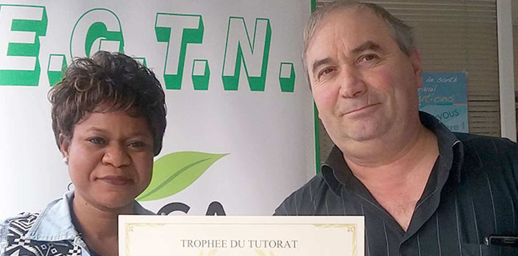 La remise du trophée pour l'agence de Nevers